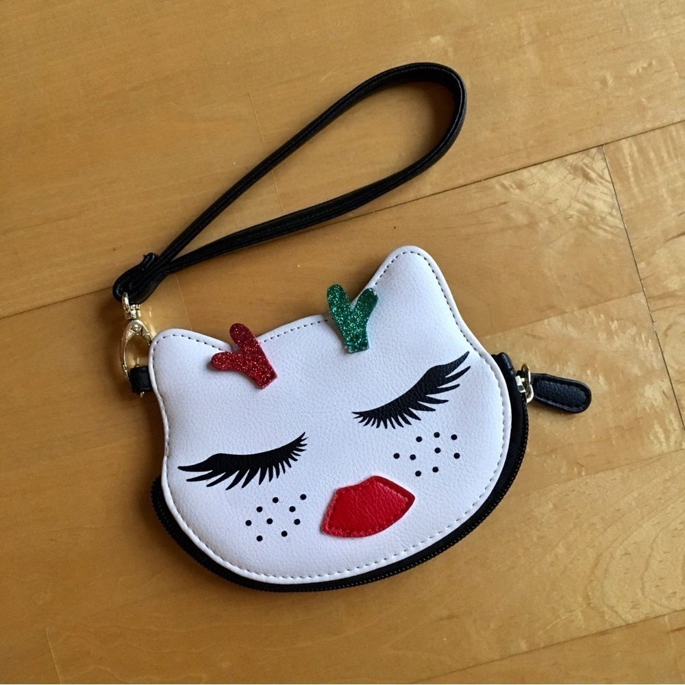 Betsey Johnson Luv Glam Reindeer Kitty Wristlet / Coin Purse, White, Black